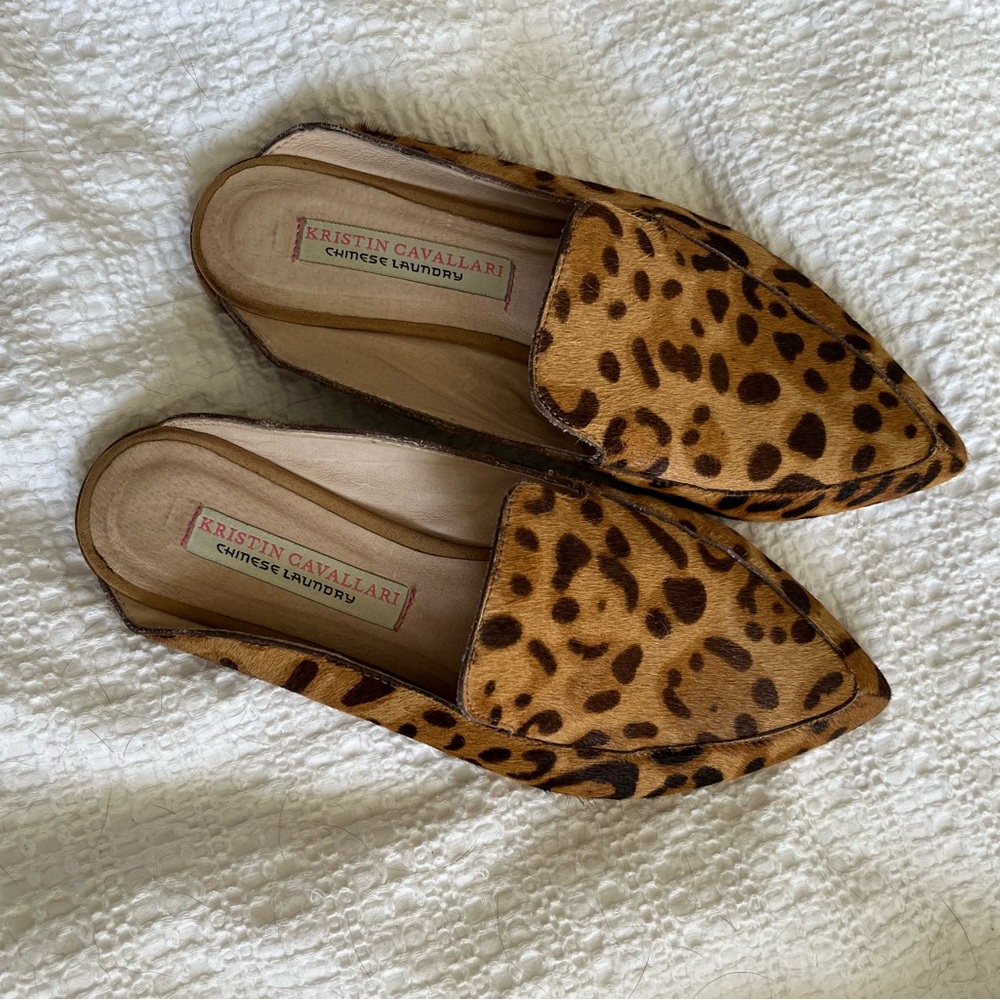 Chinese laundry leopard mules